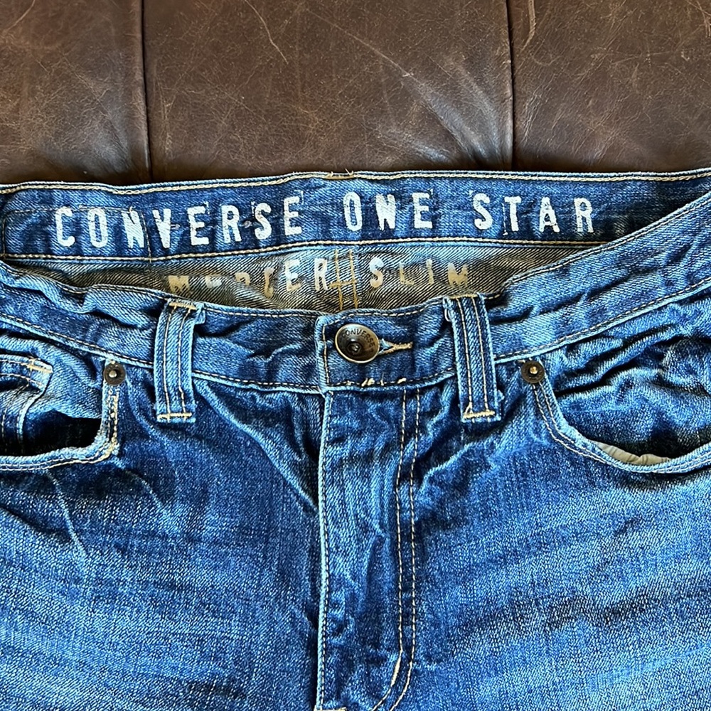 Converse - Picture 3 of 6